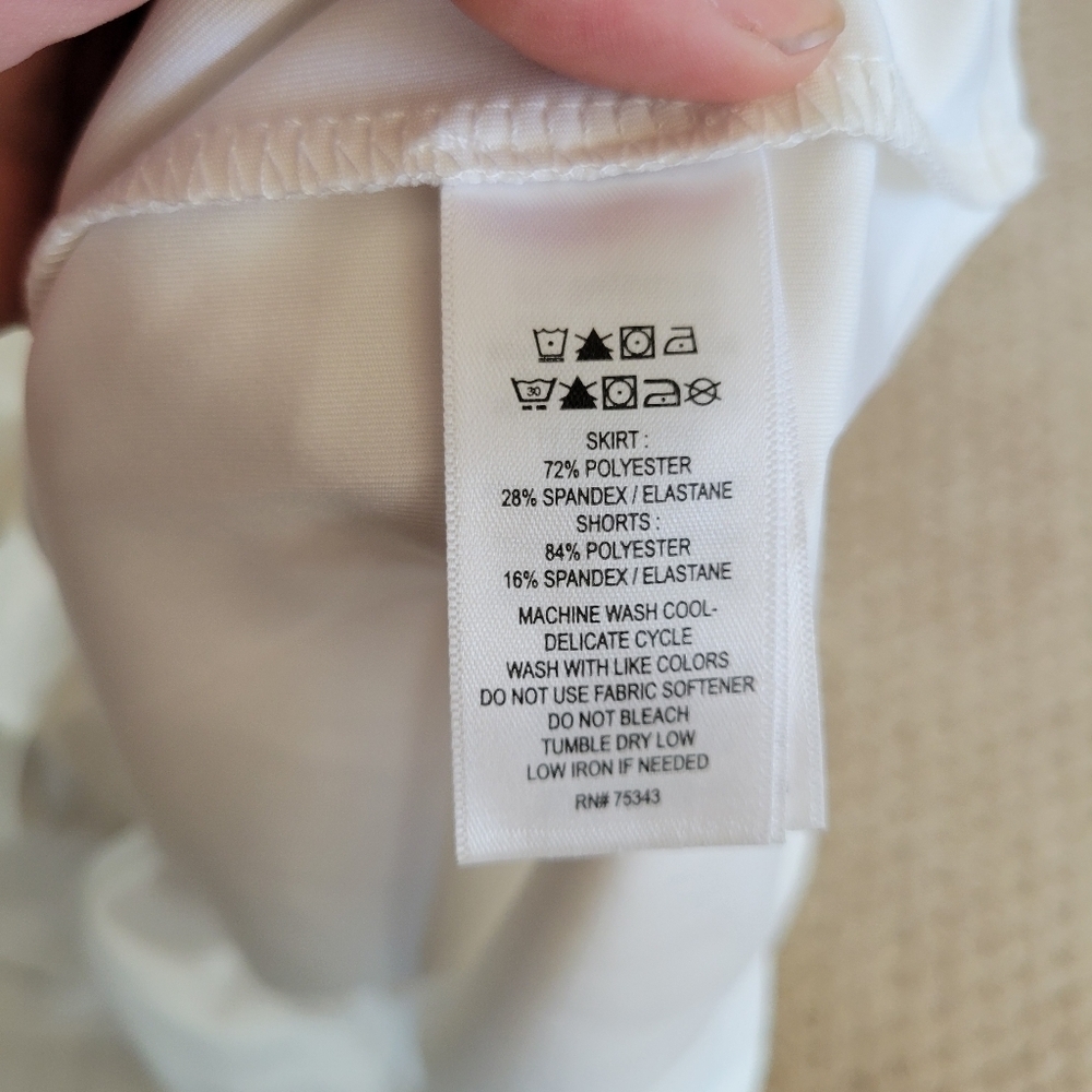 Tommy Bahama White Side Pleated Golf Skirt Skort Size Large - Picture 8 of 8